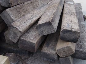 09 - 3 Railroad Ties D1